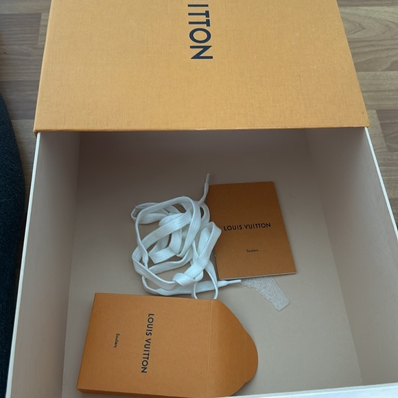 Louis Vuitton Brown Monogram Canvas Frontrow Low Top Sneakers Size 38 - Picture 10 of 10